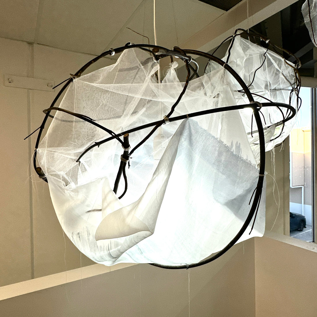 Balloon II (Grey)